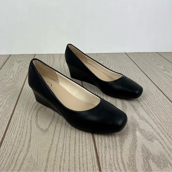 Life Stride Shoes - Life Stride Simply Comfort Groovy Wedge Slip On 9W Black Cowgirl $60